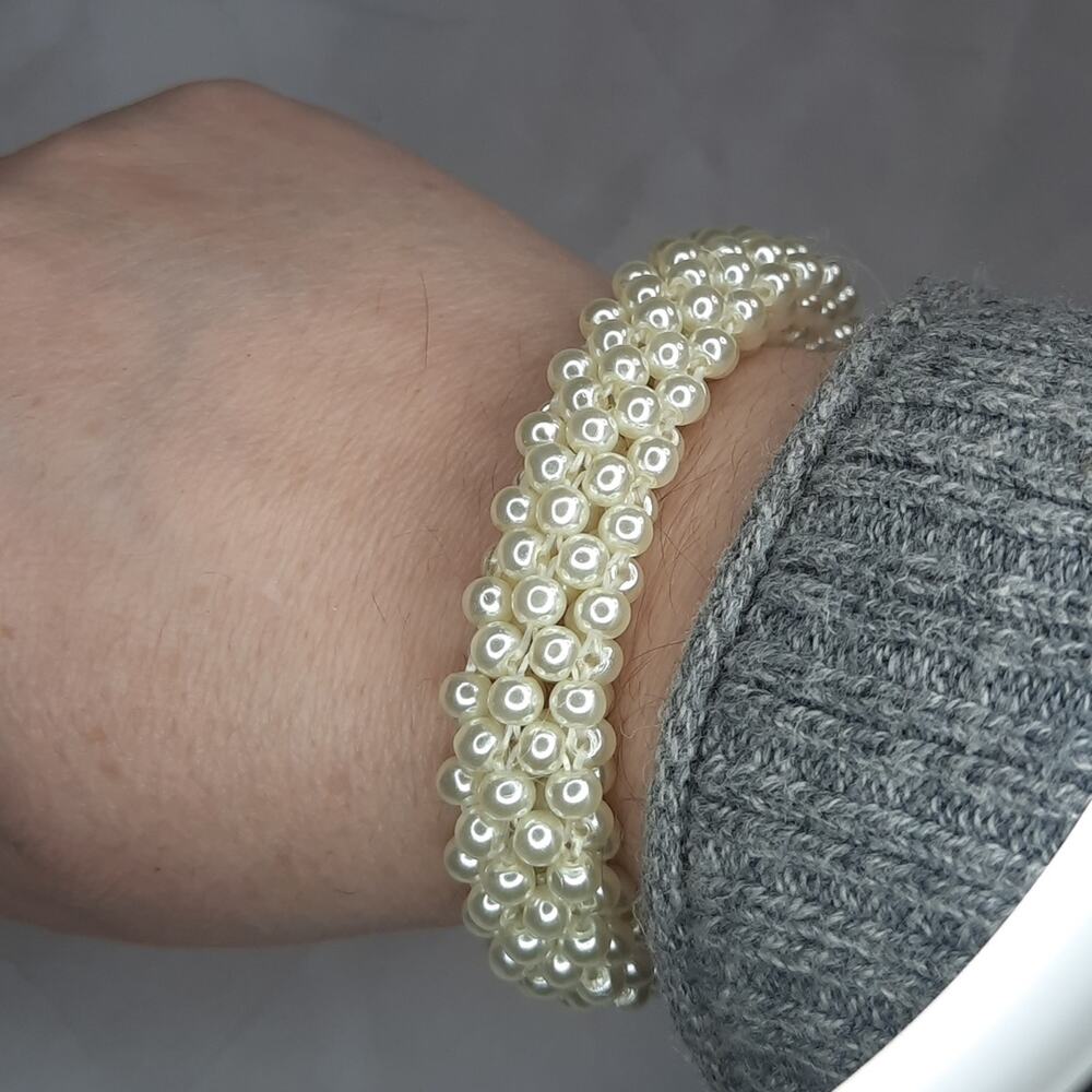 Faux Pearl Beaded  Stretch Bangle Bracelet - Picture 5 of 7
